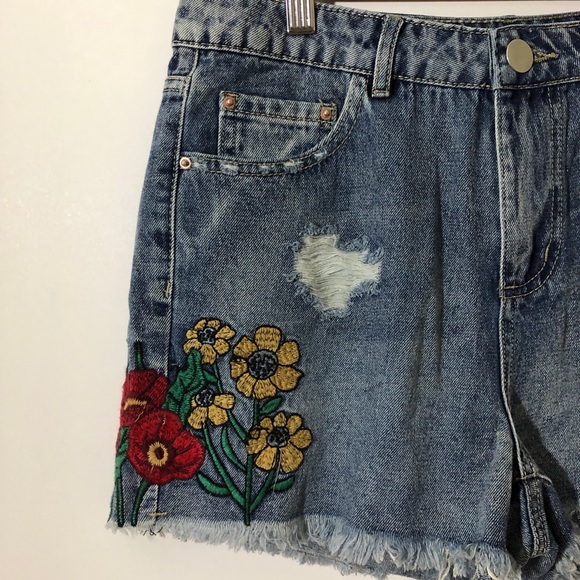 NWT Dex Embroidered Cut Off Ripped shorts blue 28 - Picture 3 of 10